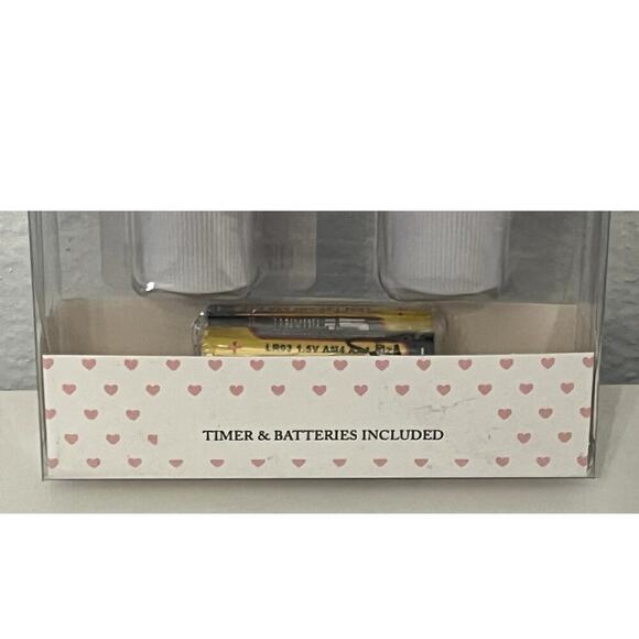 Cupcakes and Cashmere Hearts Pink Taper Candles - Pink Hearts LED Candles New - Picture 3 of 4